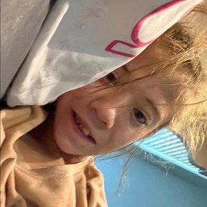 Meet your Posher, Landry